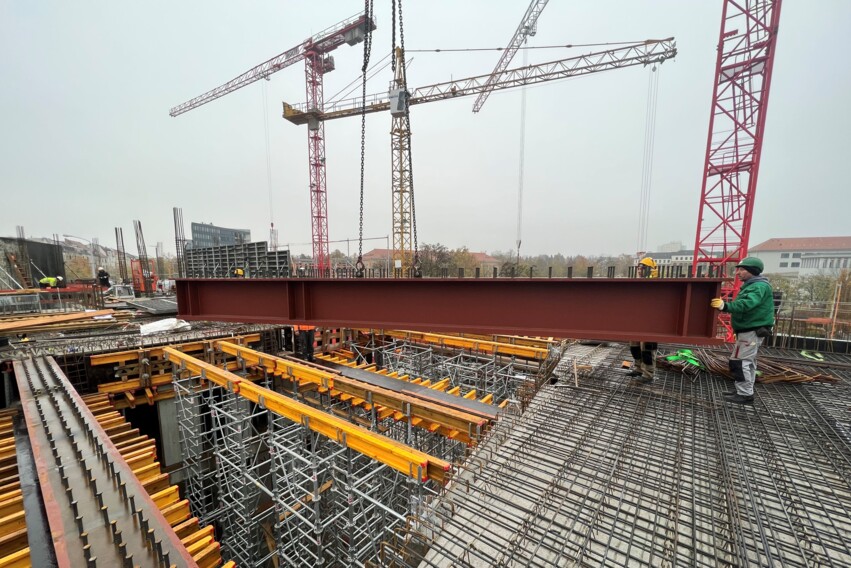 Johannistor - Einbau Verbundträger Johannistor - Einbau Verbundträger