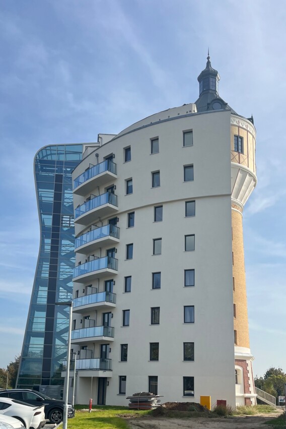 Wasserturm - Aussenansicht mit TH